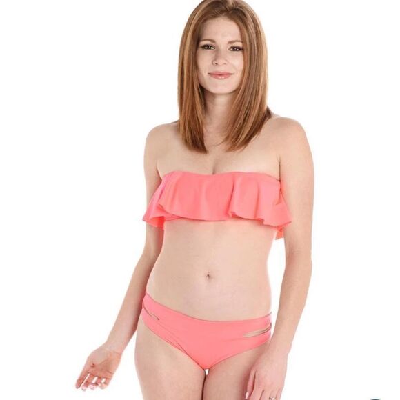 L Space Lynn Ruffled Top and Sandy Bottom in Coral Size Medium - Picture 1 of 8